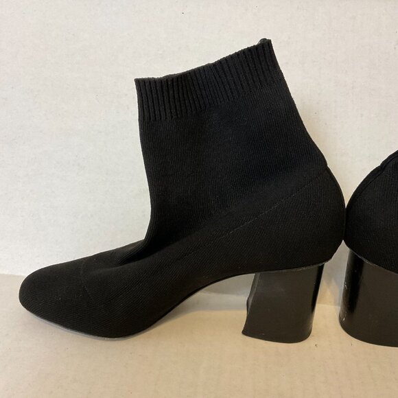 Lafayette 148 Booties 39 Black Knit Stretch Heels - Picture 3 of 10